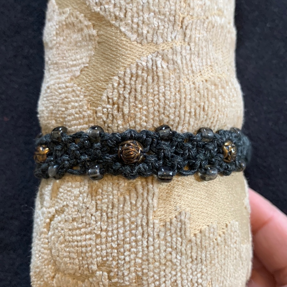 Hemp and metal bracelet